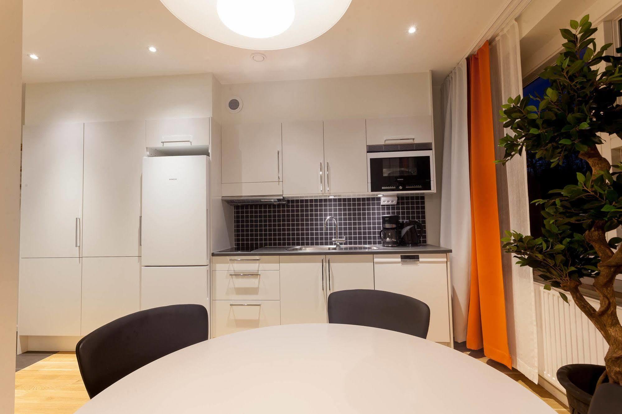 Apartdirect Solna Extérieur photo
